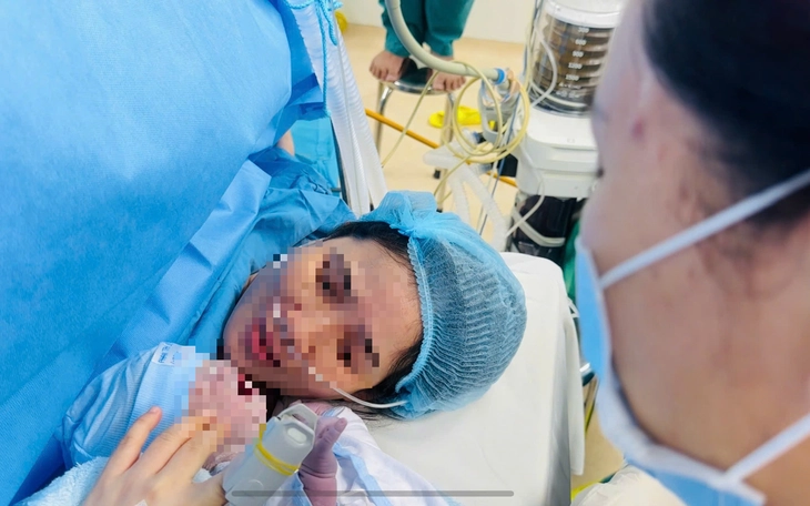 Người mẹ trẻ “đặt cược” niềm tin để con được chào đời khỏe mạnh - Ảnh 2.