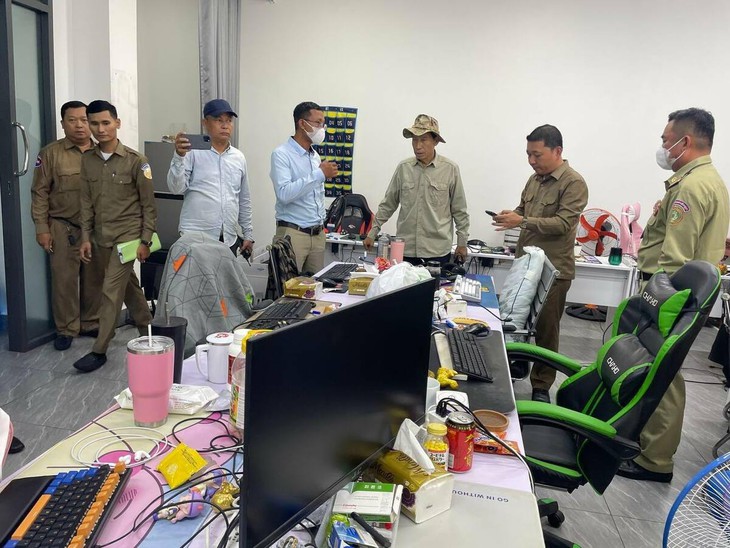Giới chức Campuchia đẩy mạnh triệt phá các trung tâm lừa đảo trực tuyến - Ảnh 1. Campuchia - Ảnh 1.