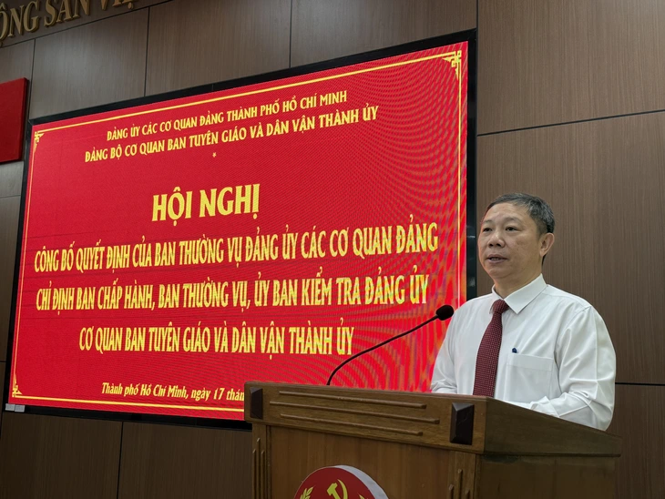 Ông Dương Anh Đức giữ chức Bí thư Đảng ủy cơ quan Ban Tuyên giáo và Dân vận Thành ủy TP.HCM - Ảnh 3.