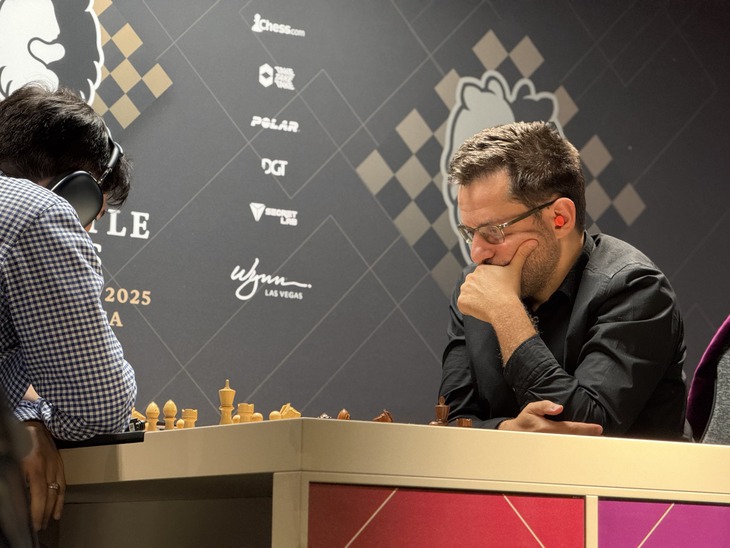 Lộ diện kỳ thủ đánh bại cả Vua cờ Magnus Carlsen và Nakamura tại Freestyle Chess - Ảnh 1.