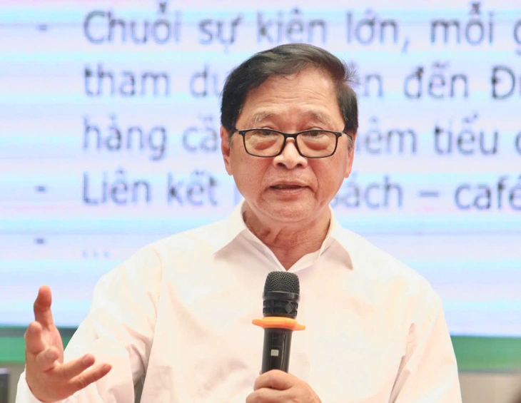 Doanh thu Đường sách TP.HCM đạt hơn 31,3 tỉ đồng nhưng lượng sách bán ra giảm - Ảnh 2. Đường sách TP.HCM - Ảnh 2.