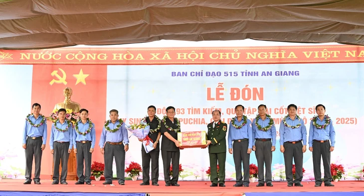 Hài cốt liệt sĩ - Ảnh 1.