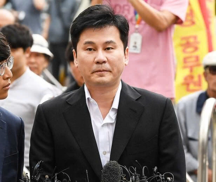 Yang Hyun Suk - Ảnh 1.