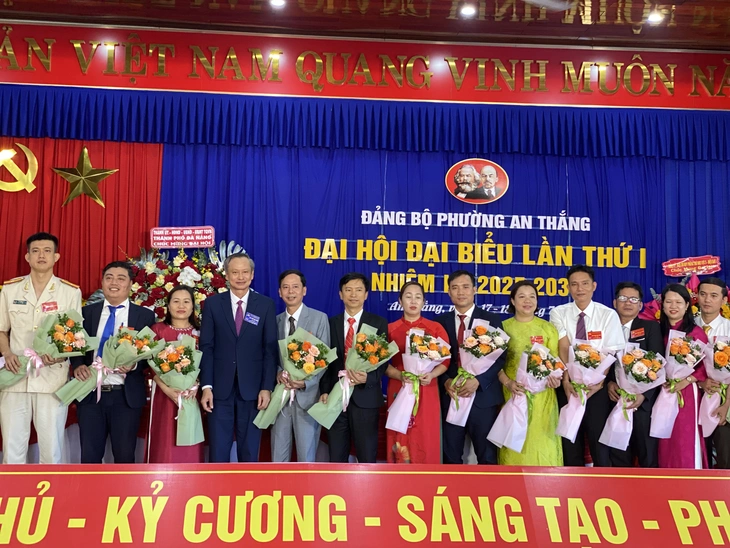 Phó bí thư Đảng ủy tỉnh Quảng Nam cũ làm bí thư phường ở Đà Nẵng - Ảnh 1.