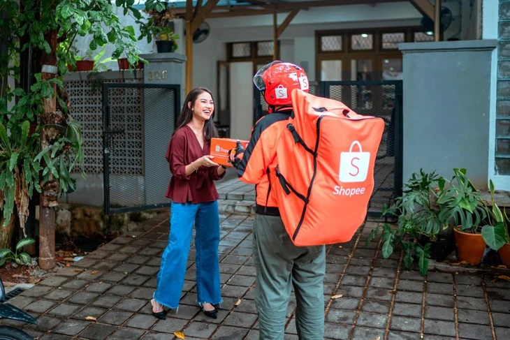 Đẩy mạnh thói quen tiêu dùng trực tuyến bằng phí vận chuyển 0đ - Ảnh 2. Đẩy mạnh thói quen tiêu dùng trực tuyến bằng phí vận chuyển 0đ - Ảnh 2.