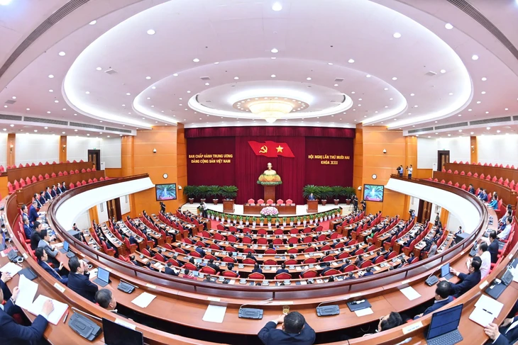 Thông báo Hội nghị lần thứ 12 Ban Chấp hành Trung ương Đảng khóa XIII - Ảnh 1.