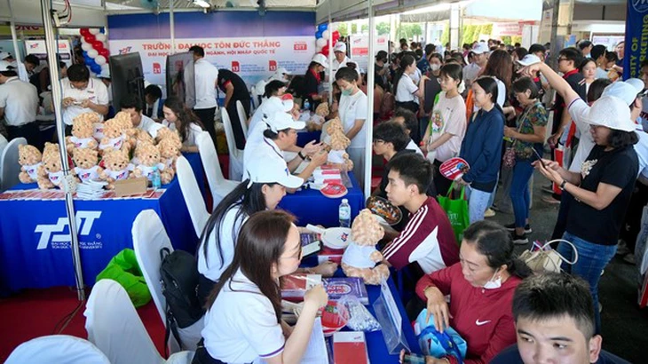Ngày hội lựa chọn nguyện vọng - Ảnh 2.
