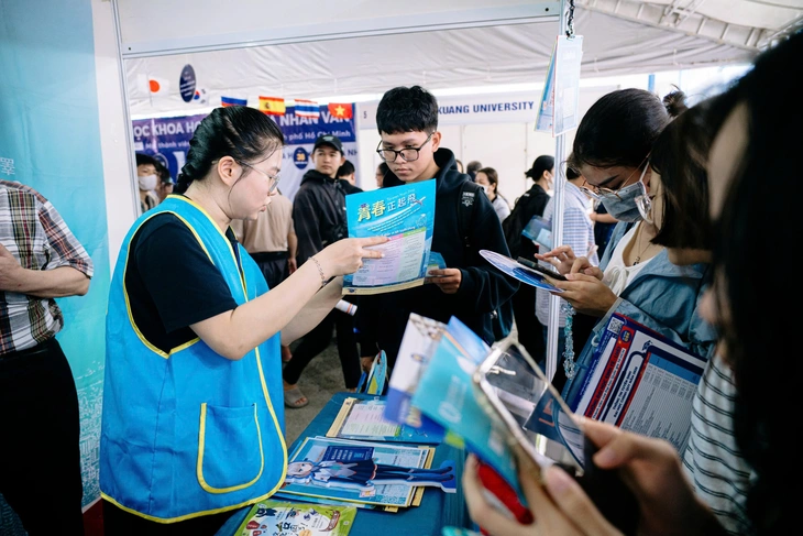 Ngày hội xét tuyển 2025: Cơ hội du học Đài Loan cho sinh viên Việt - Ảnh 1.