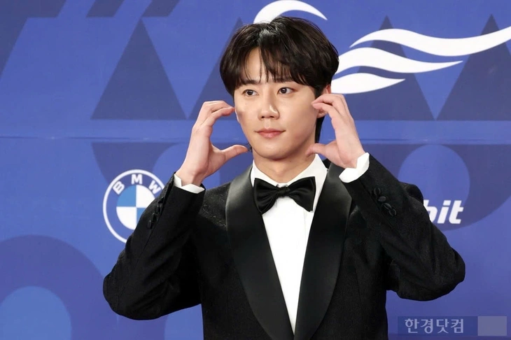 Lee Jun Young - Ảnh 3.