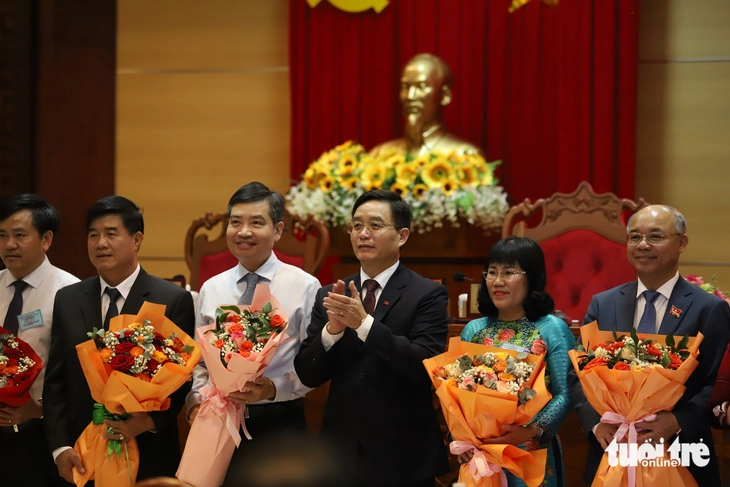 Đắk Lắk công bố các thành viên UBND tỉnh- Ảnh 3.