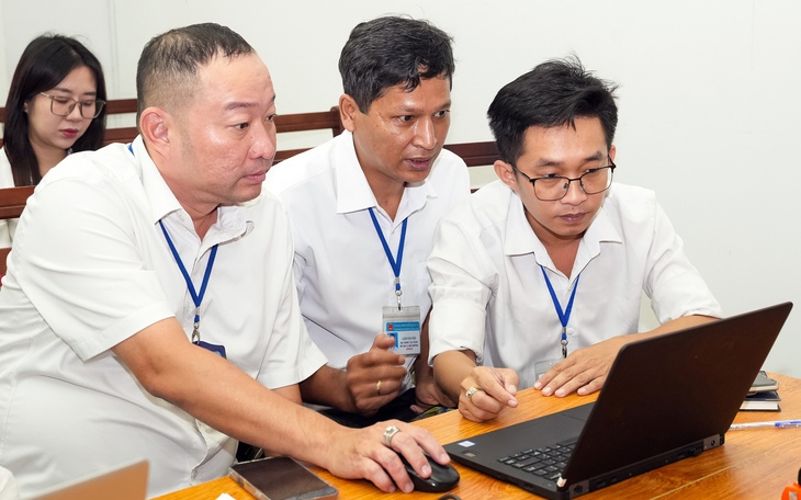 Bộ Nội vụ đề xuất bộ tiêu chí 100 điểm KPI để đánh giá công việc cán bộ, công chức - Ảnh 2.