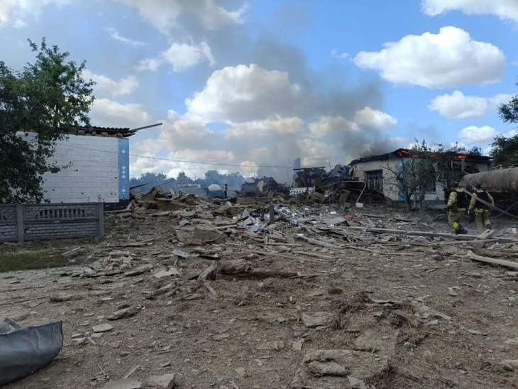 Ukraine - Ảnh 1.