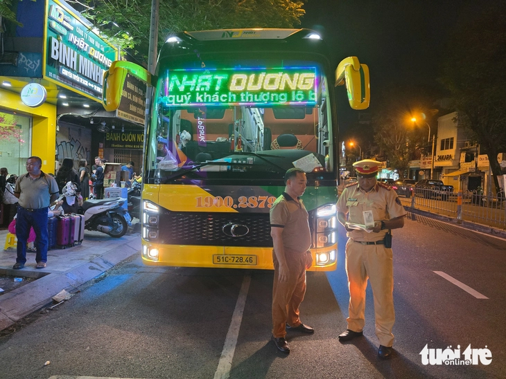 giường nằm - Ảnh 16.
