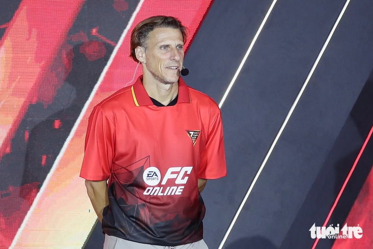 diego forlan - Ảnh 1.