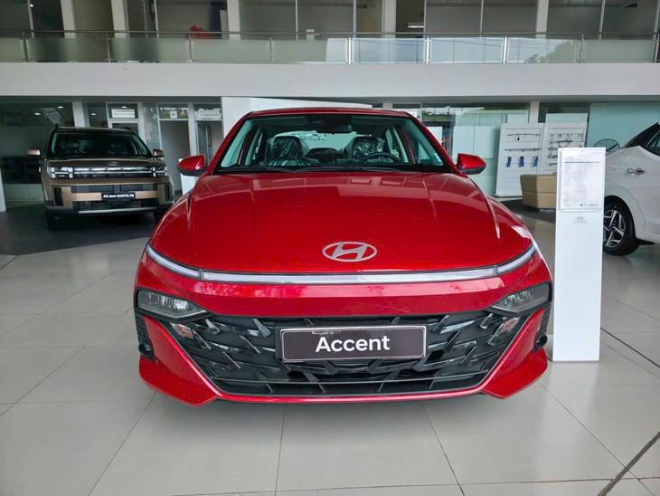 Hyundai Accent - Ảnh 3.