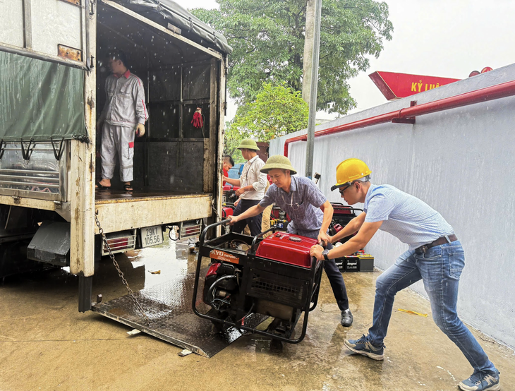 bão số 3 Wipha - Ảnh 1.