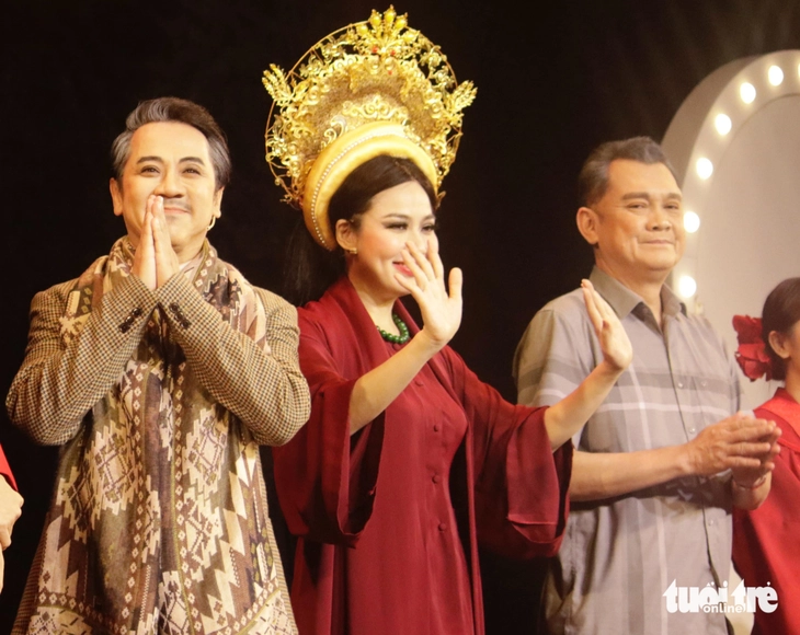 Thành Lộc nói về Hữu Châu: Chúng tôi thân đến mức biết được tật xấu của nhau - Ảnh 2. Thành Lộc - Ảnh 2.