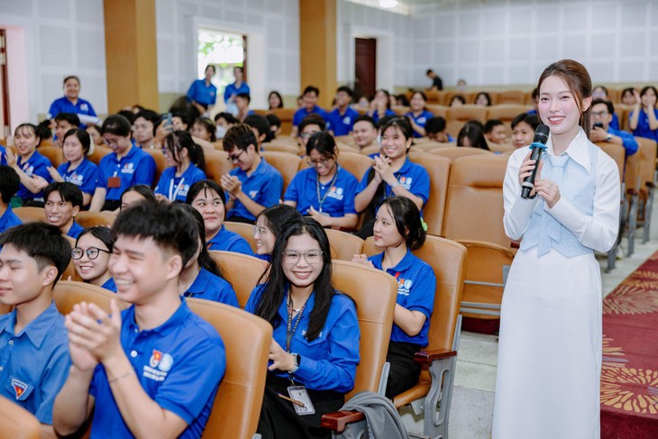 Remos khởi động chương trình ‘Flex mùa hè xanh rực rỡ 2025’ - Ảnh 3.