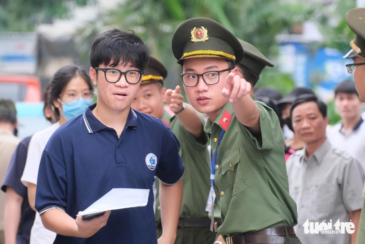 điểm sàn - Ảnh 1.