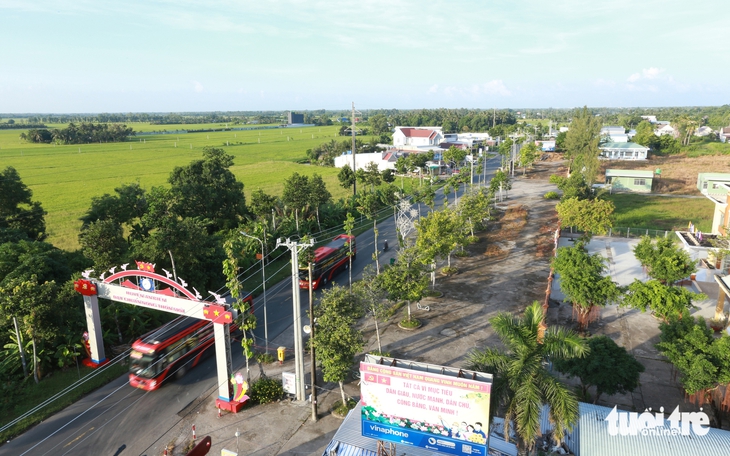 Miệt Thứ có còn xa lắc xa lơ - Kỳ 1: Tìm quê Sơn Nam bận quần đùi, đá cá lia thia - Ảnh 2. miệt thứ - Ảnh 2.