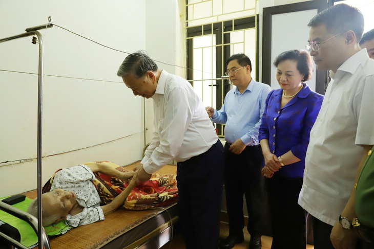 Tổng Bí thư Tô Lâm: Uống nước nhớ nguồn là sợi dây thiêng liêng kết nối các thế hệ người Việt - Ảnh 2.
