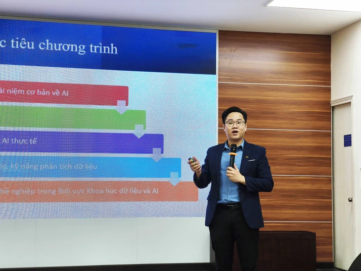 TP.HCM mở lớp AI thí điểm cho học sinh giỏi - Ảnh 1.