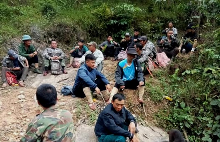Phát hiện bộ xương người trong rừng nghi người đàn ông mất tích 2 tháng trước - Ảnh 1.