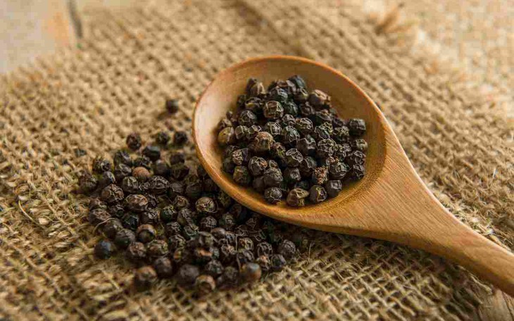 Xuất hiện tin giả các thực phẩm có thể thay thế thuốc điều trị đau đầu và giảm trí nhớ - Ảnh 3.