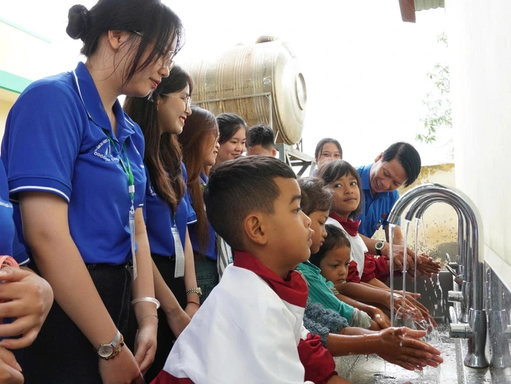 Thanh niên Việt Nam - Hàn Quốc cùng thực hiện Mùa hè xanh- Ảnh 6.