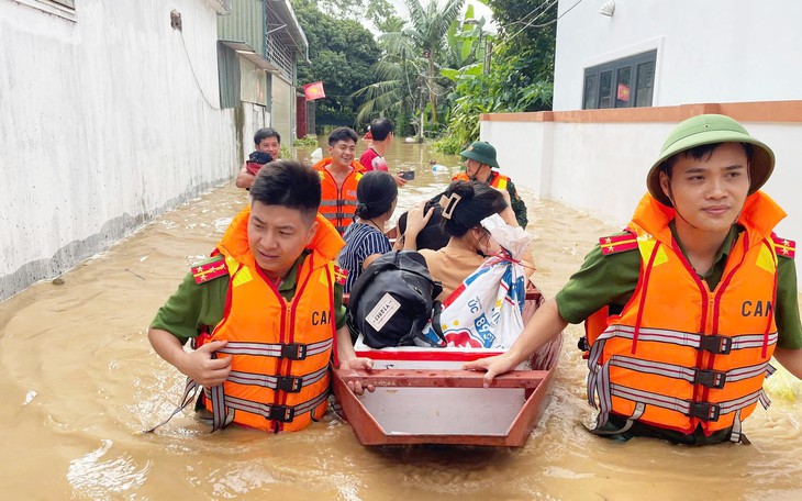 Thời tiết hôm nay 26-7: cả nước mưa dông, Bắc Bộ đến Trung Bộ mưa to - Ảnh 2.