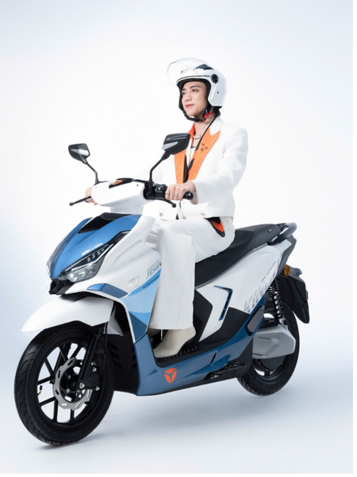 Yadea hỗ trợ người tiêu dùng chuyển đổi phương tiện xanh - Ảnh 4.