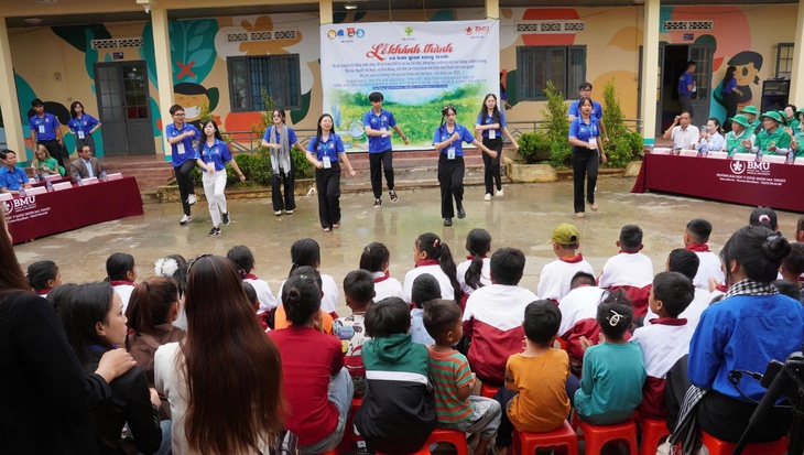 Thanh niên Việt Nam - Hàn Quốc cùng thực hiện Mùa hè xanh - Ảnh 1.