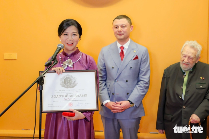 Ngô Phương Ly - Ảnh 1.