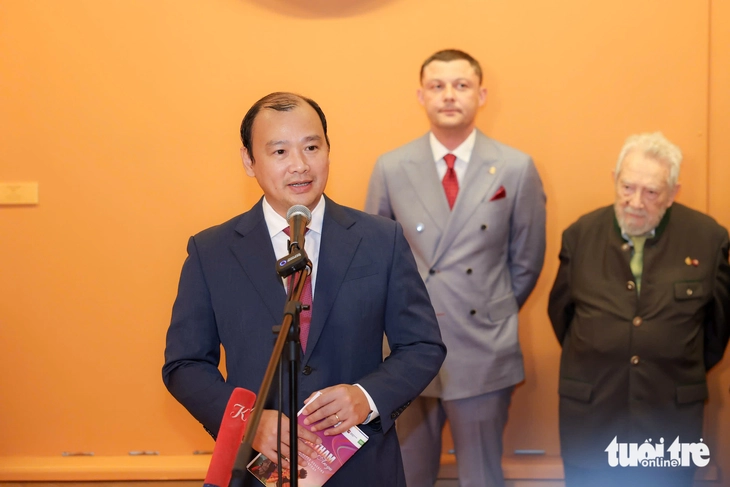 Ngô Phương Ly - Ảnh 3.