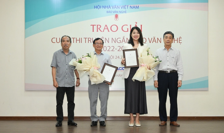 Giải thưởng truyện ngắn báo Văn Nghệ bị chê, ban tổ chức nói gì? - Ảnh 1.
