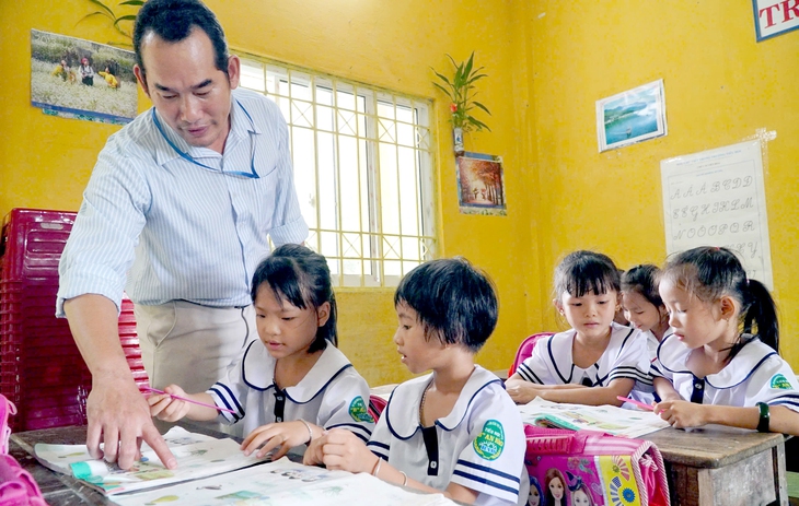 trường nội trú - Ảnh 1.