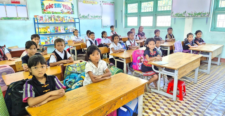 trường nội trú - Ảnh 2.