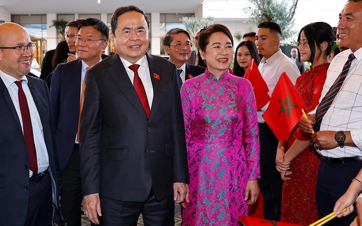 Chủ tịch Quốc hội Trần Thanh Mẫn tới Thụy Sĩ dự Hội nghị các Chủ tịch Quốc hội thế giới - Ảnh 5.