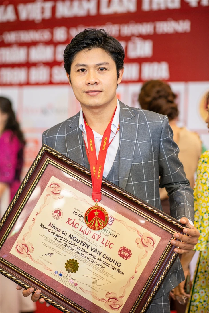 Nguyễn Văn Chung - Ảnh 4.
