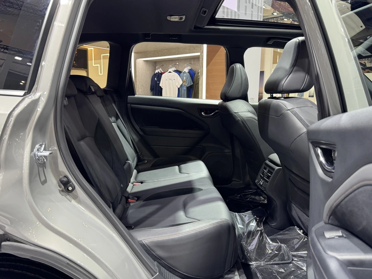 Subaru Forester - Ảnh 14.