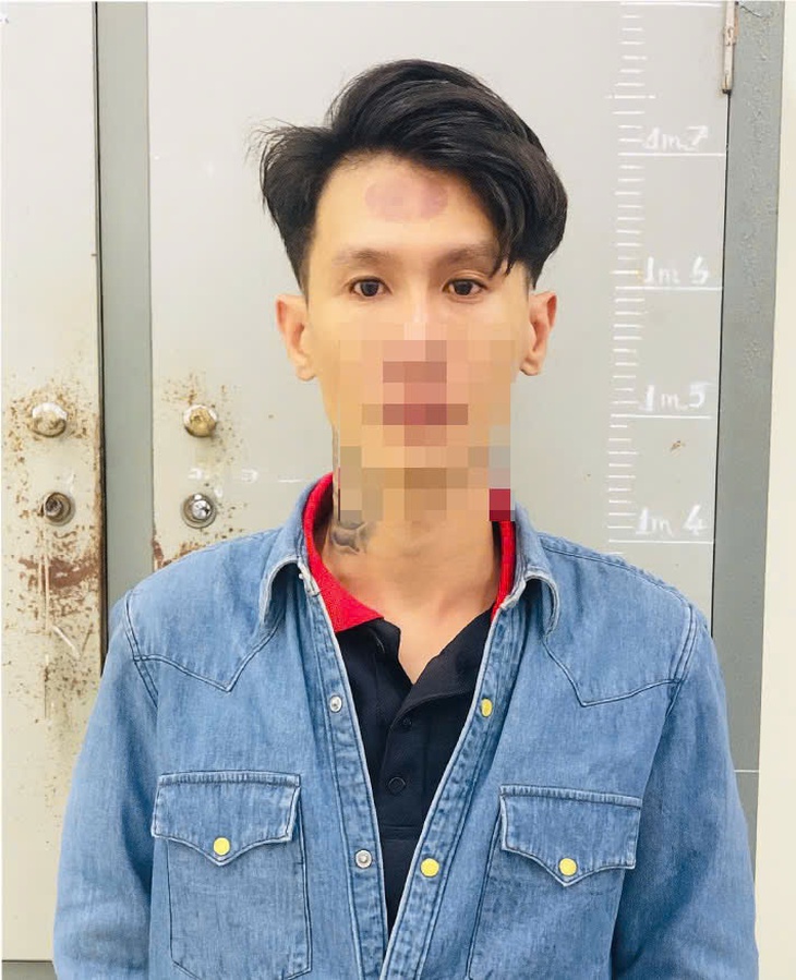 Bắt nghi phạm tống tiền 30 triệu đồng của bạn gái cũ bằng clip ‘nóng’
