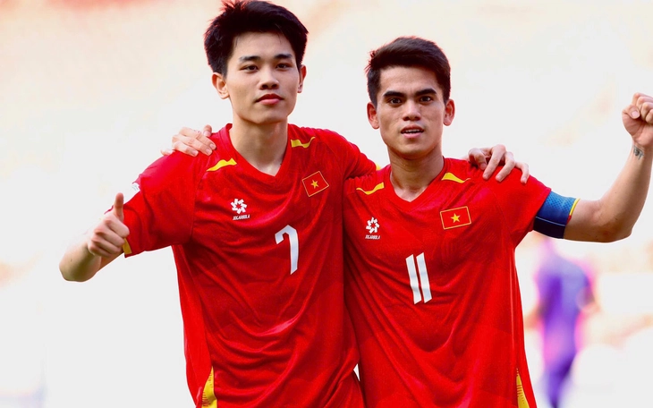 Trước trận gặp U23 Việt Nam, HLV Indonesia lo lắng vì quá phụ thuộc vào tiền đạo Jens Raven - Ảnh 4.