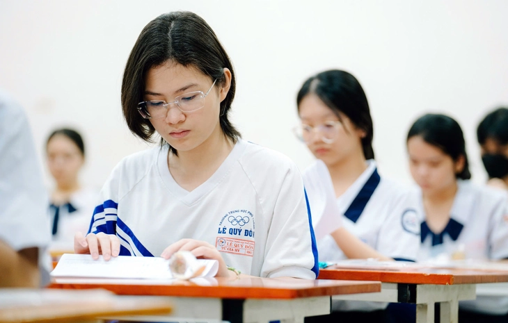 Tuyển sinh 2025: Rối quy đổi điểm xét tuyển - Ảnh 2. điểm xét tuyển - Ảnh 2.