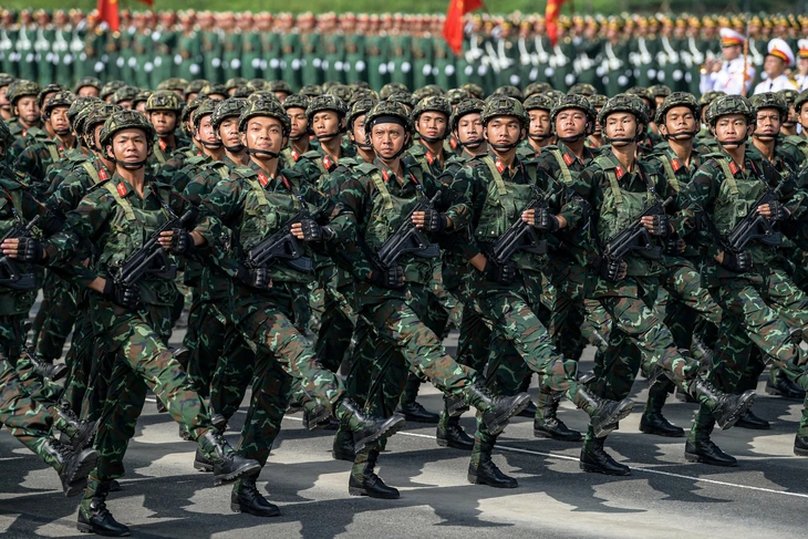 Thi tìm hiểu về Quân khu 7 nhận giải thưởng hấp dẫn - Ảnh 4. Thi tìm hiểu truyền thống 80 năm lịch sử vẻ vang của Quân khu 7 - Ảnh 4.