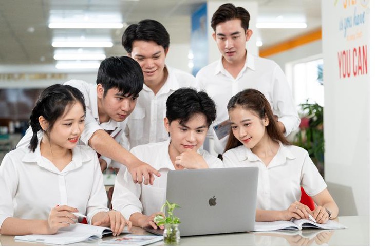 HUTECH - Ảnh 1.
