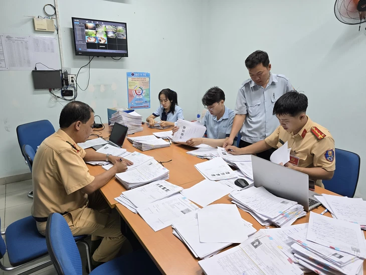 sát hạch lái xe - Ảnh 7.