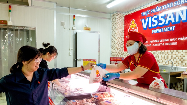 'Khuyến mãi rực rỡ - mua hết cỡ' cùng hệ thống bán lẻ SATRA - Ảnh 2.