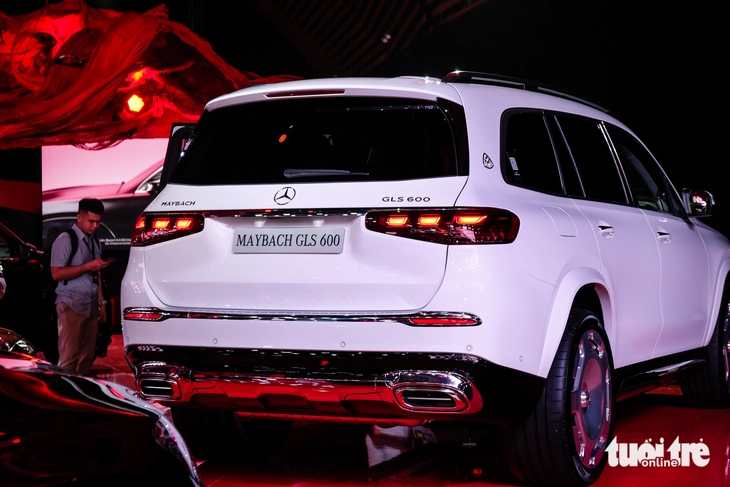 Mercedes-Benz GLS - Ảnh 19.