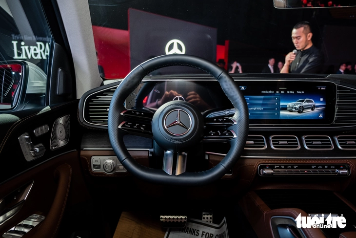 Mercedes-Benz GLS - Ảnh 9.