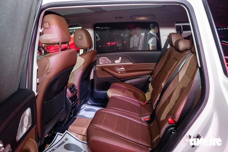 Mercedes-Benz GLS - Ảnh 13.